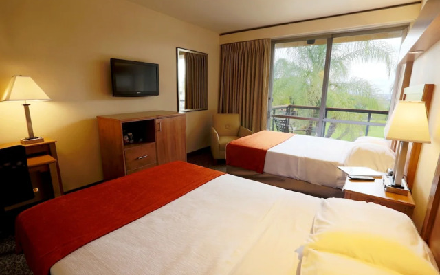 Kellogg West Conference Center and Hotel