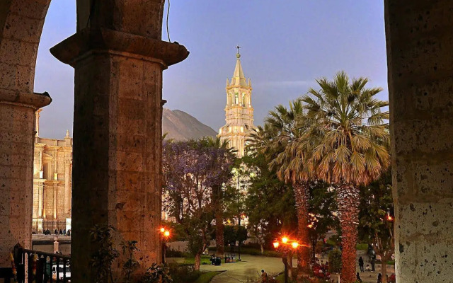 Maison Plaza