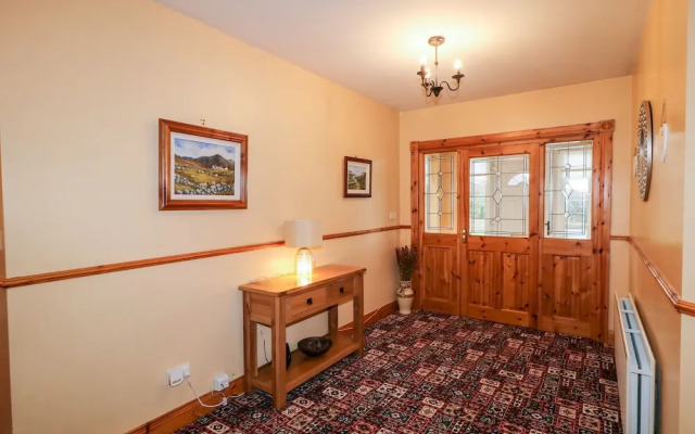 Willow Tree Farm House