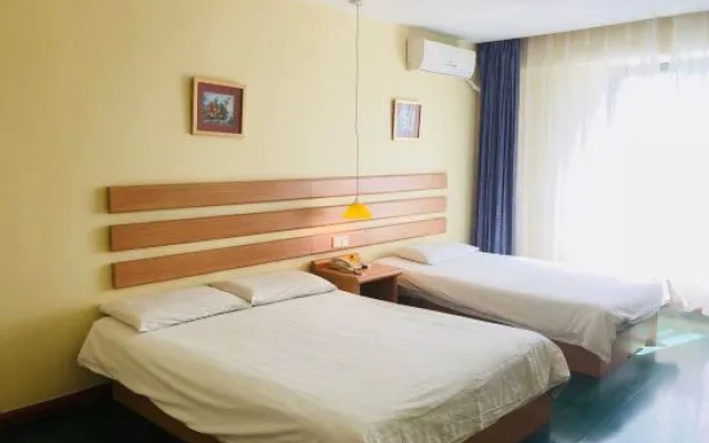 Home Inn - Beijing West Railway Station North Square