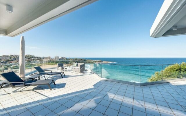 Queenscliff Ocean Villa by Onefinestay