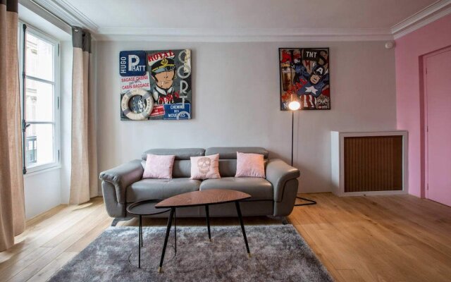 Spacious And Charming 6P Flat A Madeleine