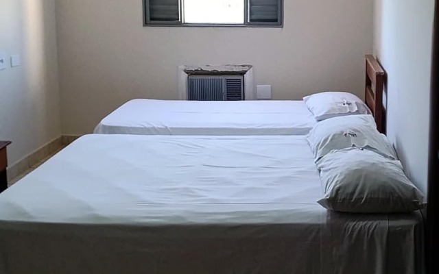 OYO Grande Hotel