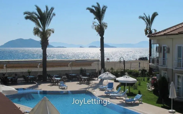 Villa PS01 by JoyLettings