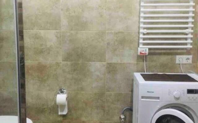 Прекрасная квартира 18 этаж с бесплатной парковкой