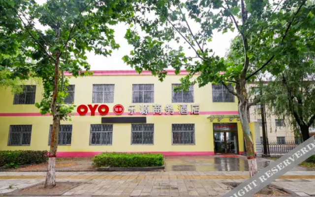 OYO Xinzheng Leyuan Hotel