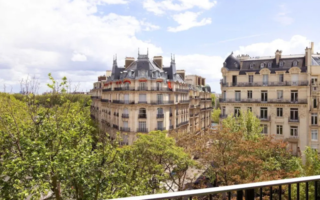 Luxurious Home in Paris for 6 People