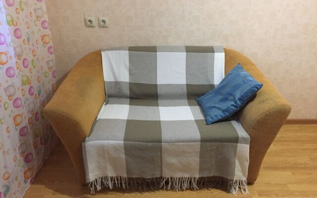 Apartment on Rodionova 191