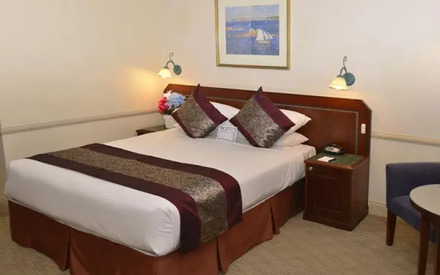 Best Western Twin Towers Inn
