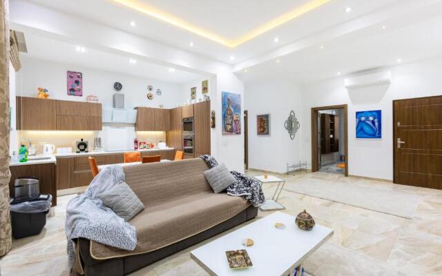 Valletta Large 3 Bedroom