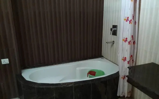Fabhotel Raj Residency Ii