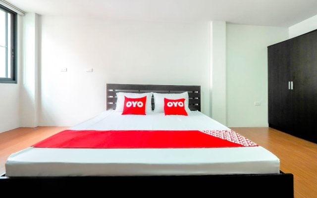 The Palm Apartment by OYO Rooms