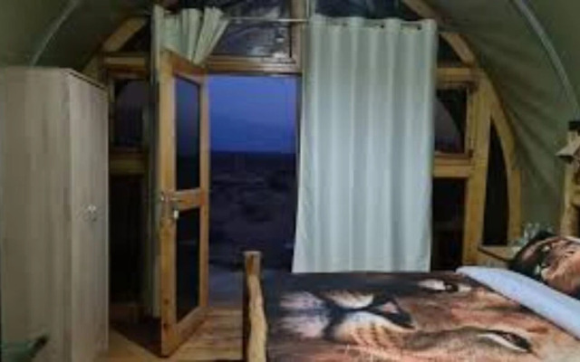 Little Amanya Camp
