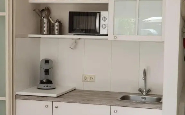 Studio Broeckestraat 12