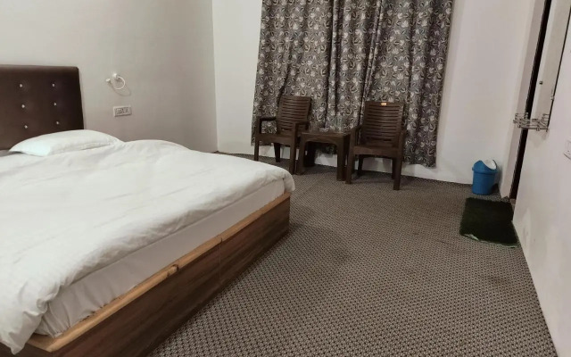 Sky Light Guest House