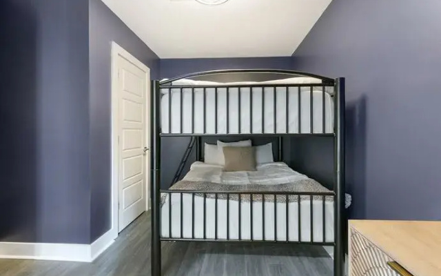 NOLA Charm Luxury 4-Bed Retreat Steps from French Quarter