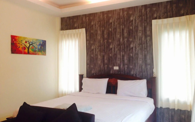 Phetnamneung Resort
