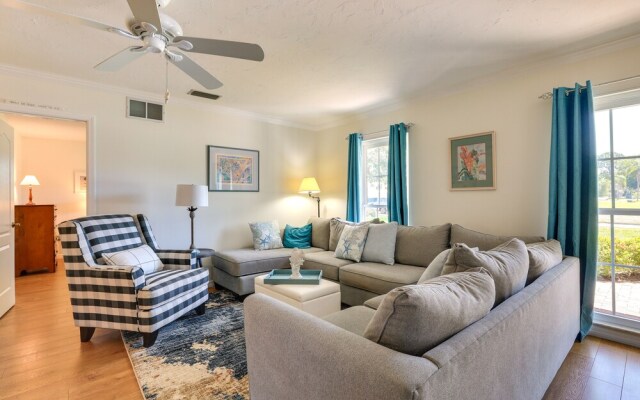 Charming Bradenton Home w/ Yard - Walk to Beach!