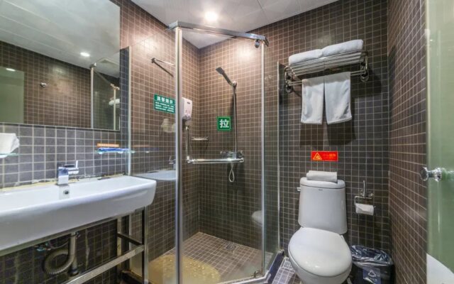 Motel 168 (Guangzhou Hualin International Jade City)