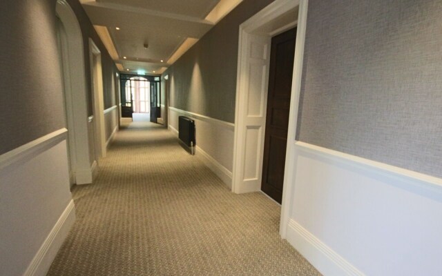 Caer Rhun Hall Hotel