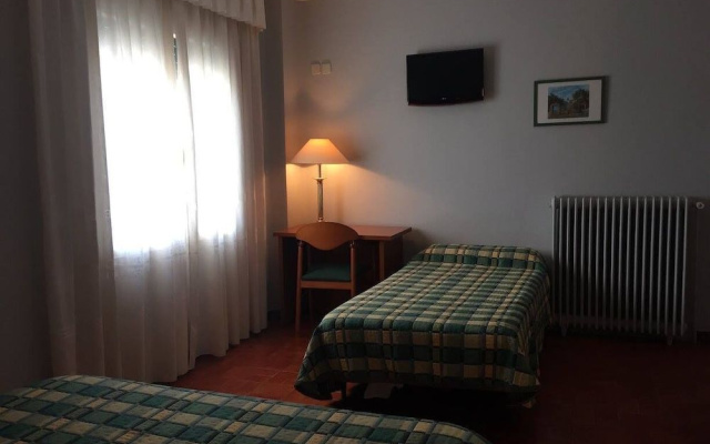 Hostal Roma