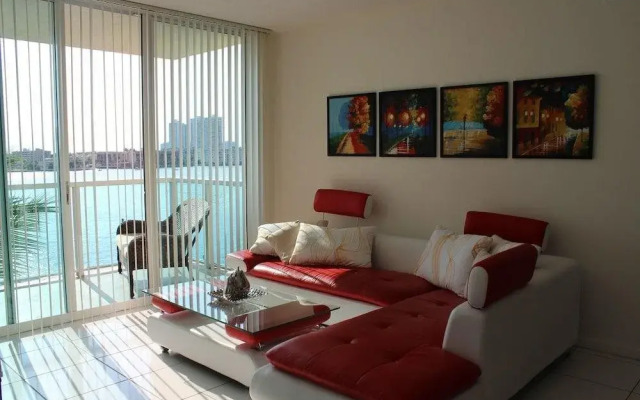 GlobeQuarters Miami