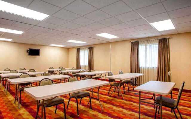 Suburban Studios Cedar Falls