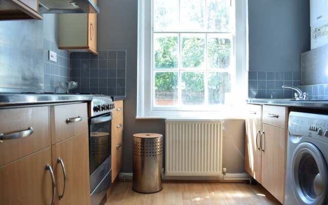 Beautiful 3 Bedroom Flat in Peckham