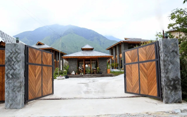 Osho Himalayas