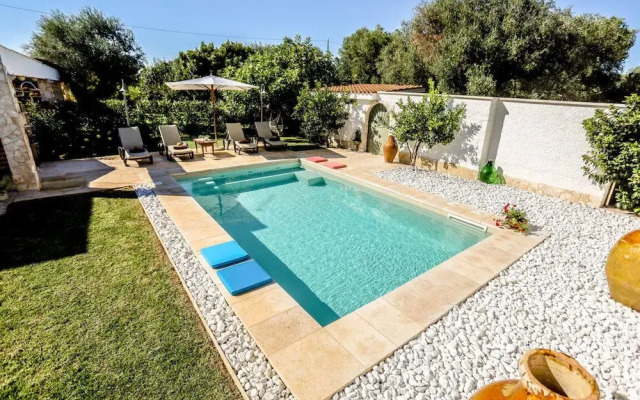 Villa Indipendente con Piscina Privata e Idromassaggio