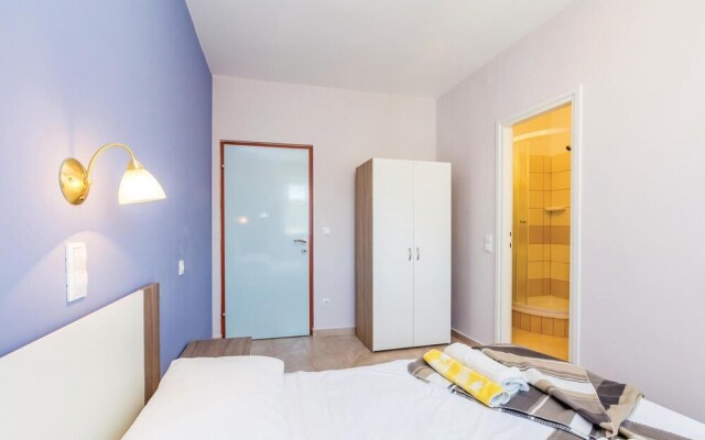 Amazing Home in Kampor With Wifi and 5 Bedrooms