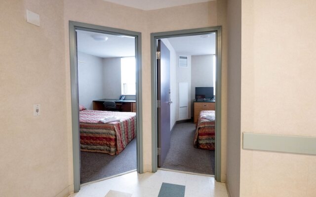 Residence & Conference Centre - Barrie