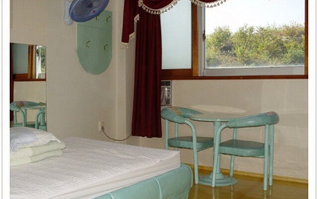 Gangneung Guramy Spa Motel