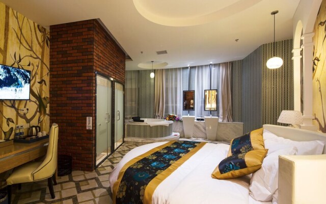 Wuhan Wanchen Theme Hotel