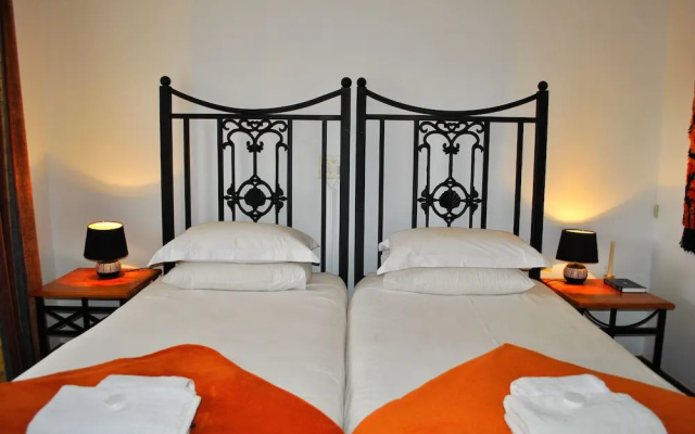 Mount Azimbo Lodge
