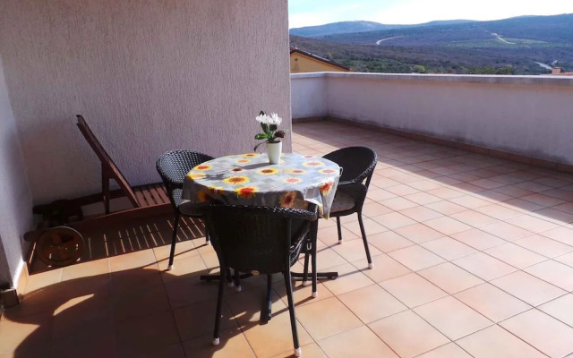 Apartments in Kornic/insel Krk 14471