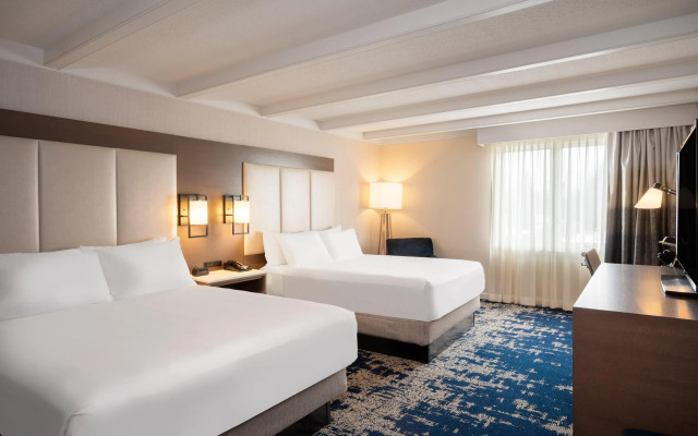 Crowne Plaza Albany - The Desmond Hotel by IHG