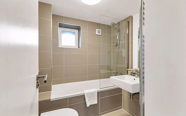 City Relay Urban Charm Chelsea Apartment