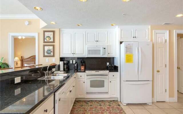 Treasure Island 207 - Two Bedroom Condo