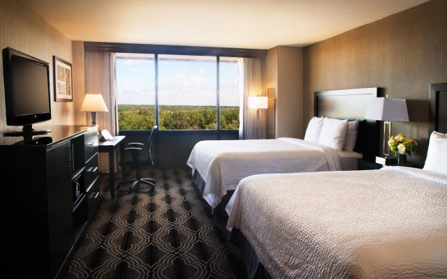 Grand Resort Hotel - Mt Laurel - Philadelphia