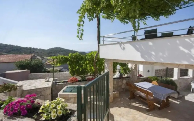 Holiday House Neda