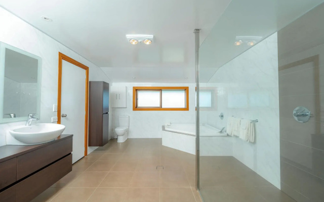 South Pacific Resort Hotel