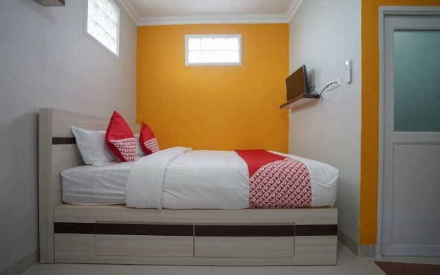 OYO 948 Vivi Residence Syariah Ii – Guest Rooms – Palembang