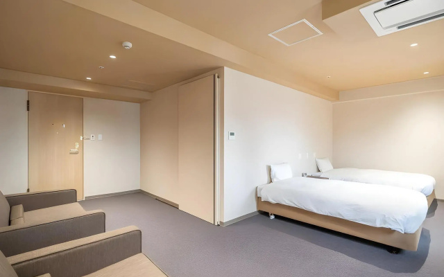 Shinsaibashi ARTY Inn