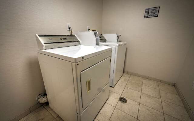 Best Western Plus Media Center Inn & Suites
