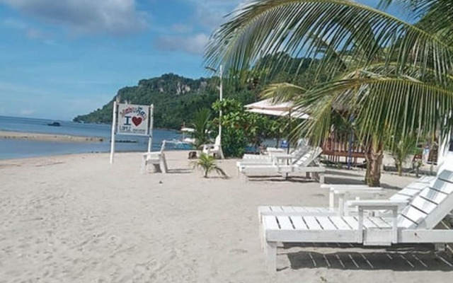 Lopez Beach Resort