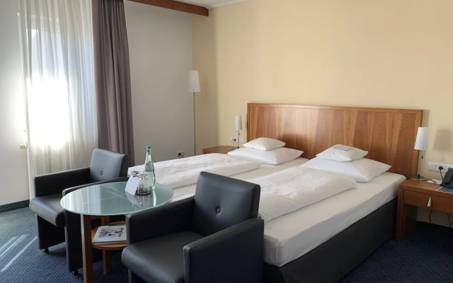 Seehotel Niedernberg - Das Dorf am See