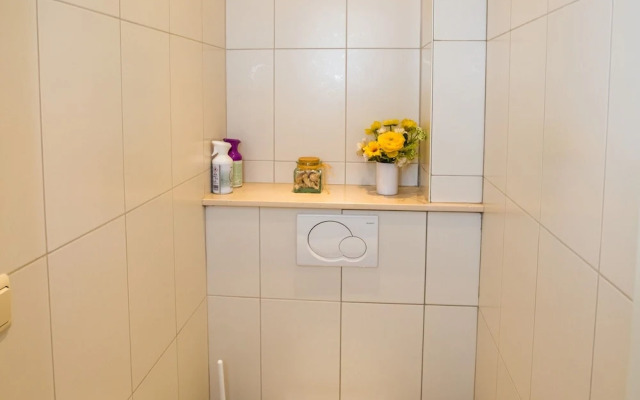 Apartment With Frontal Sea-views