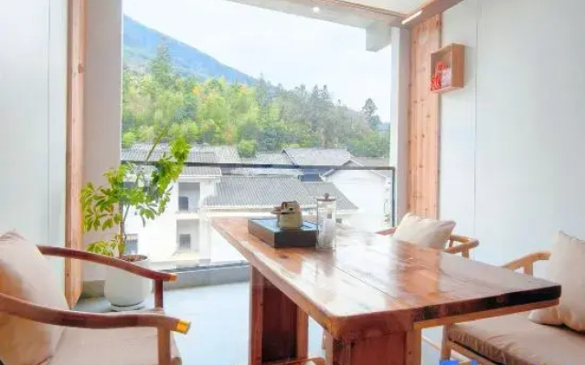 Dong Village First See Inn