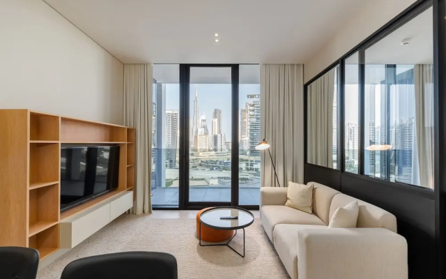 Modern Comfort 1BR w Burj Khalifa View